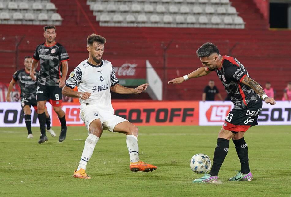 Copa de la Liga, Barracas Central vs. Independiente. Foto: NA.