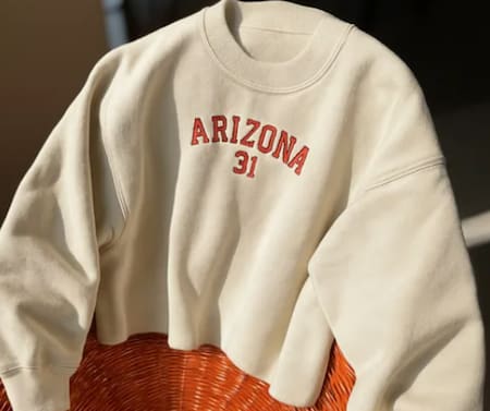 Buzo, abrigo, moda, mujer. Foto: Mercado Libre.