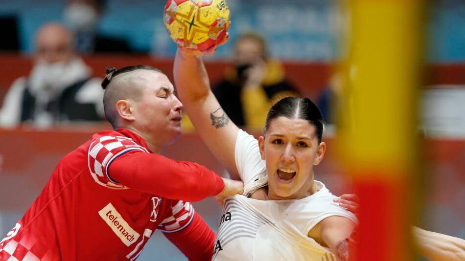 La Garra ante Croacia en el Mundial de Handball femenino 2021, AGENCIA EFE