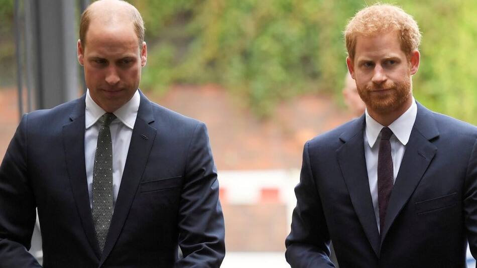 Príncipe Harry y William, realeza británica