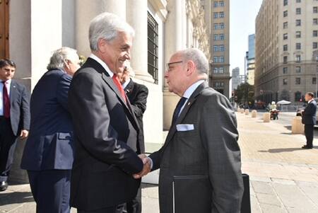 Argentina y Chile conmemoraron los 200 años de la Batalla de Maipú - Piñera y Faurie (Cancillería)