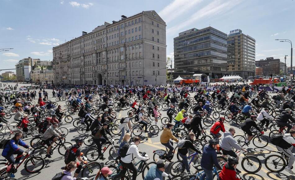 Festival de bicicletas en Moscú. Foto: EFE.