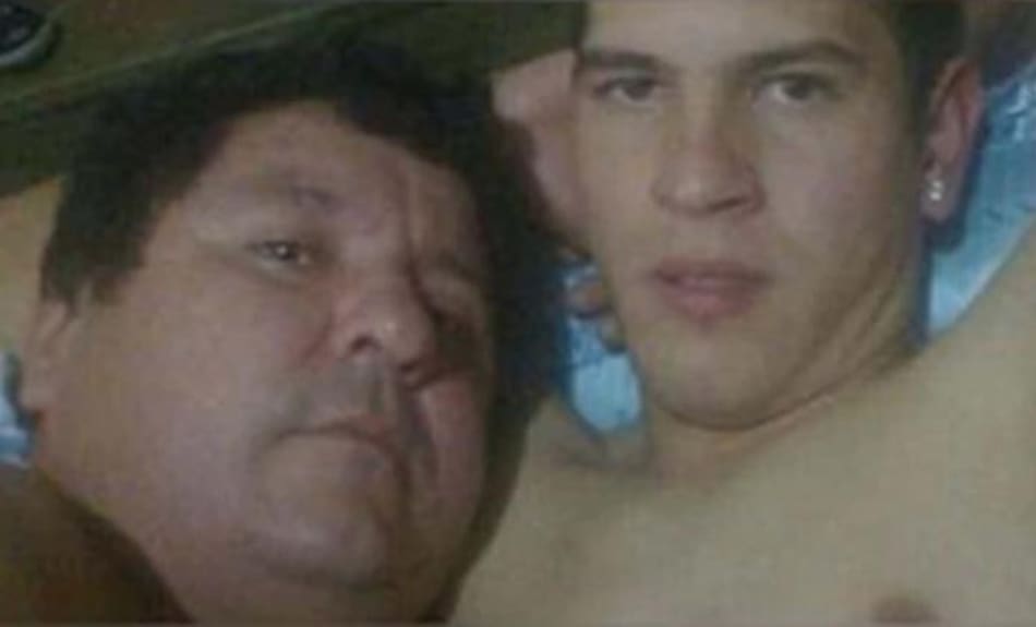 Fotos íntimas entre futbolista y presidente del club en Paraguay