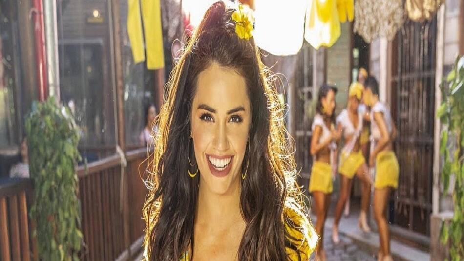 Lali Espósito - video clip "Somos Amantes"