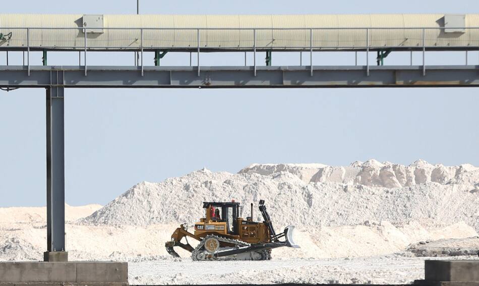 Primera planta de litio en Bolivia. Foto: EFE.