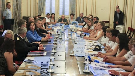 Macri con familiares de tripulantes del ARA San Juan