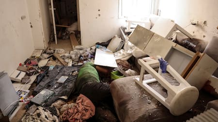 Masacre en el kibutz Kfar Aza. Foto: Reuters.