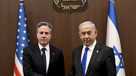 El secretario de Estado de EEUU, Antony Blinken, y el primer ministro israelí Benjamín Netanyahu. Foto: EFE.