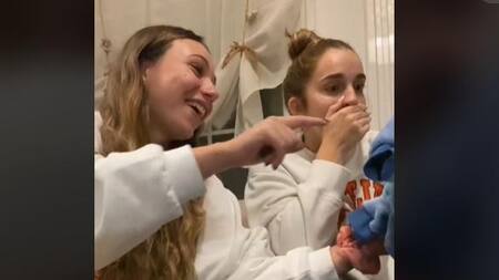 La chica se dio cuenta muy tarde que compró el regalo equivocado. Foto: Tiktok