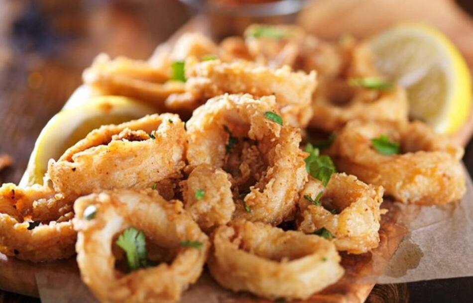 Rabas, mariscos, comida. Foto: Redes Sociales