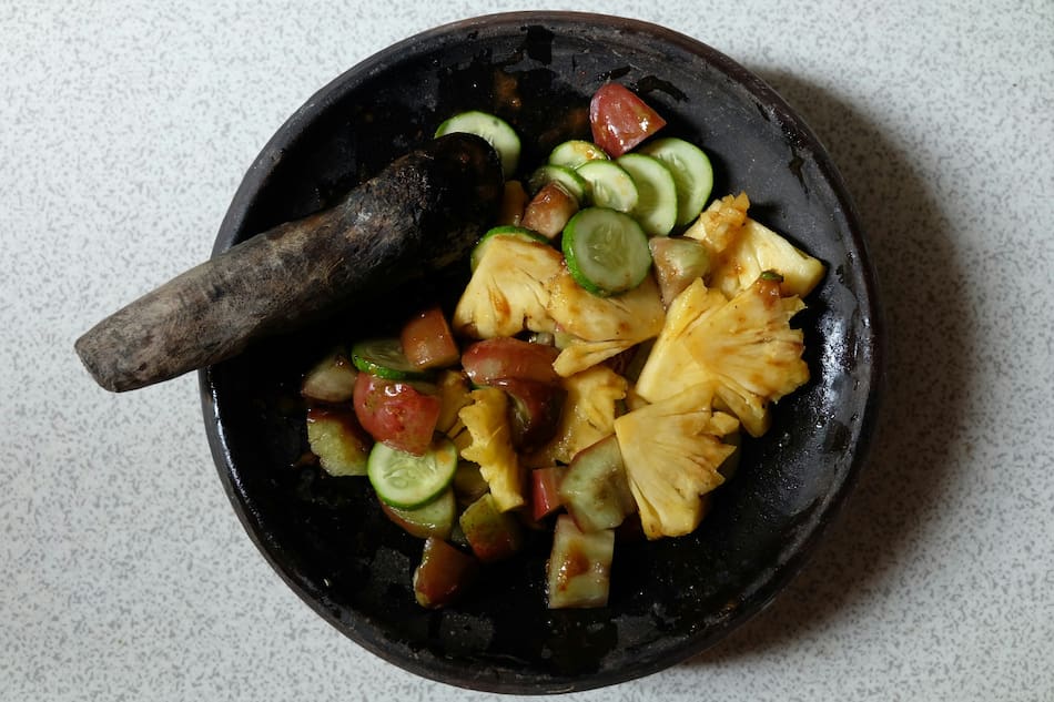 Una ensalada bien tropical. Foto: Unsplash