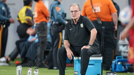 Marcelo Bielsa, técnico de Uruguay. Foto: Reuters.