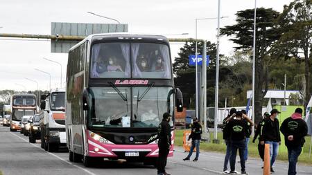 Controles en la costa, coronavirus en Argentina, NA