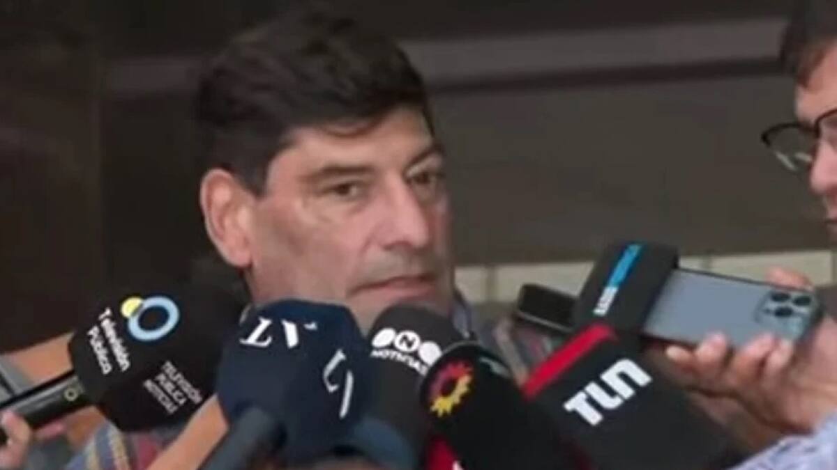 Carlos Baccini, acompañante terapéutico de Diego Maradona. Foto: NA.