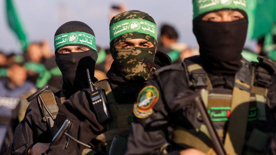 Militantes de Hamás. Foto: Reuters (Mohammed Salem)