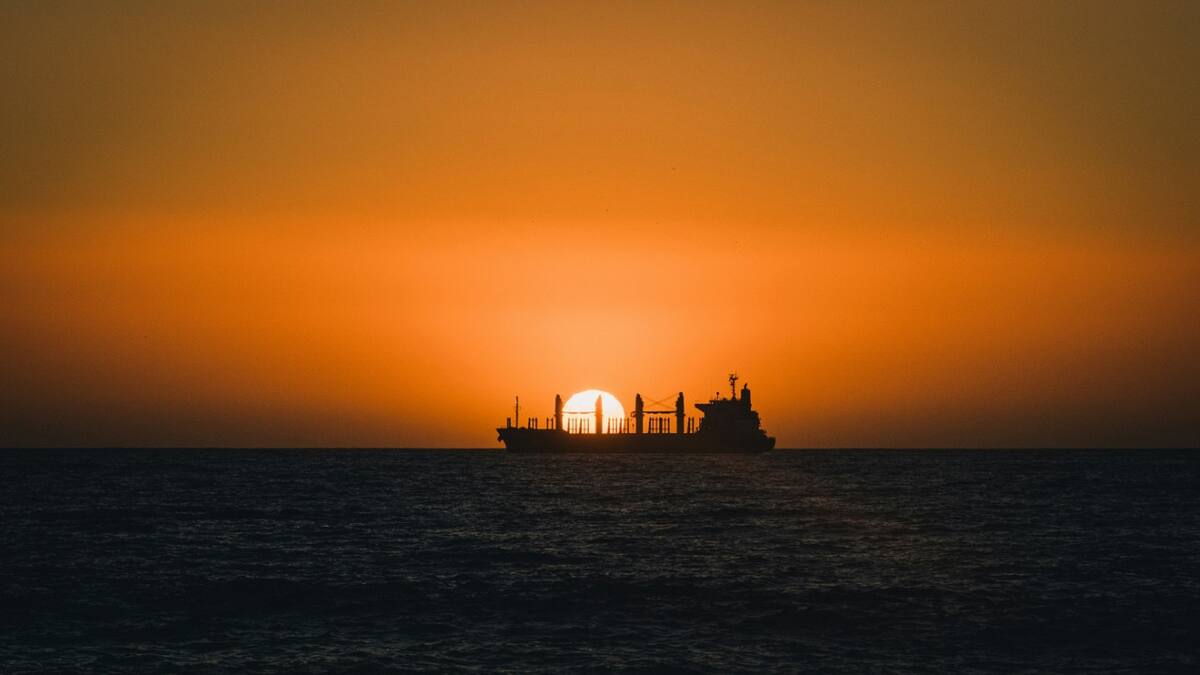 Buque de guerra en Viña del Mar, Chile. Foto: Unsplash.