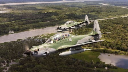 El país más poderoso de Sudamérica diseñó un avión de guerra y ya los exporta a Europa: cómo es la letal aeronave de combate