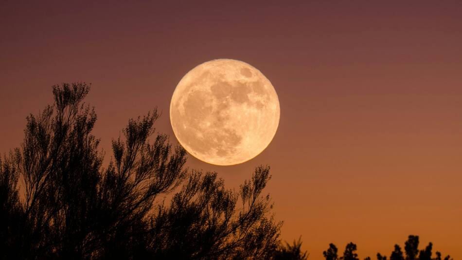 Superluna en Argentina. Foto: Unsplash.