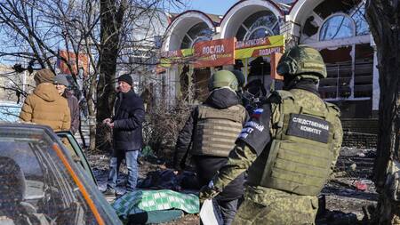 Bombardeo ucraniano contra Donetsk, controlada por Rusia, deja 25 muertos. EFE