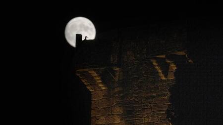 El cielo se viste de gala: dos superlunas consecutivas iluminarán las noches de fin de año. Foto: EFE.