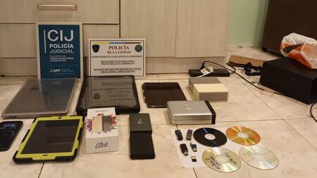 Allanaron y secuestraron estos materiales. Foto: NA/CIJ.