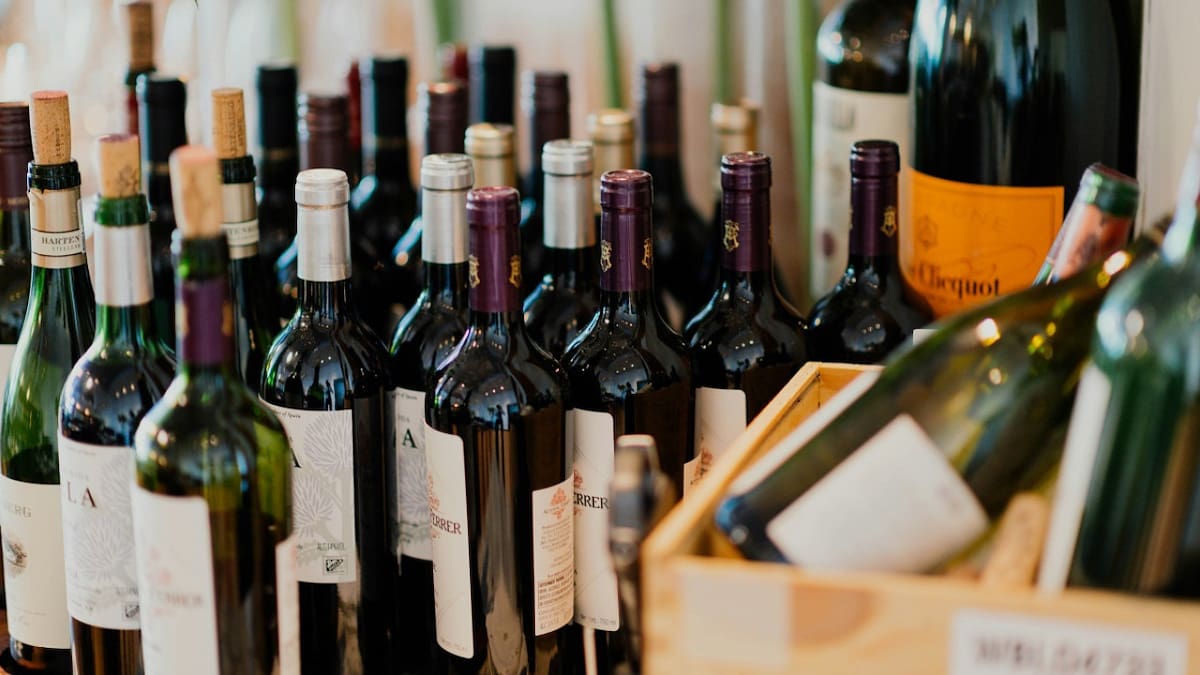 Vinos; bebidas alcohólicas. Foto: Unsplash.