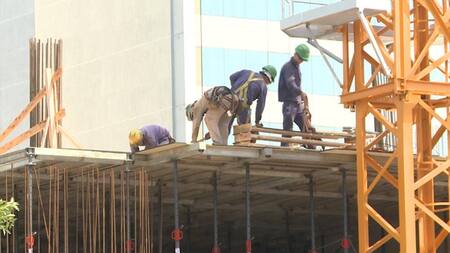 Insumo - construcción caída de venta