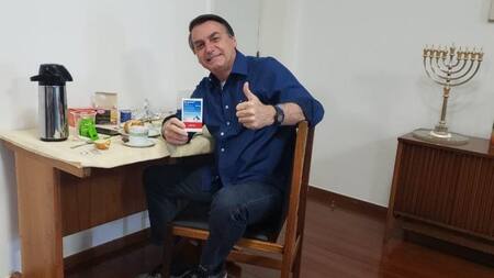 Jair Bolsonaro, test positivo de coronavirus, foto Twitter