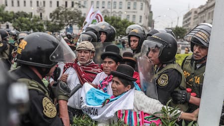 Protestas en Perú. Foto: EFE.