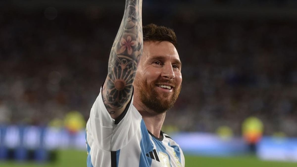 Hombre de palabra: Messi cumplió su promesa y se tatuó el famoso "5 de copas"