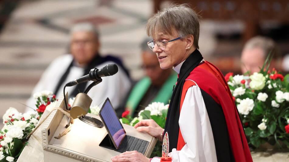 Mariann Edgar Budde, obispa episcopaliana. Foto: REUTERS - Kevin Lamarque.