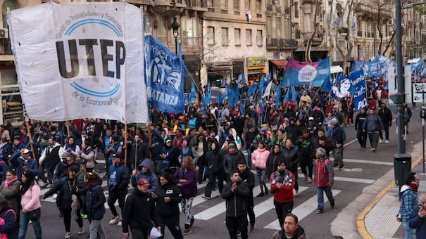 La CGT y movimientos sociales preparan una masiva marcha el 7 de agosto por el día de San Cayetano