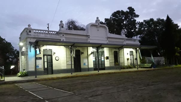 La localidad escondida de La Matanza: parece un pueblito del interior, tiene menos de 1000 habitantes y una estación sacada de un cuento