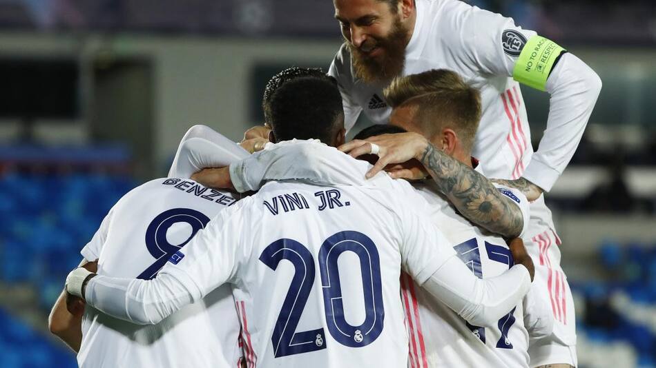 Festejo del Real Madrid ante el Atalanta por Champions League, REUTERS