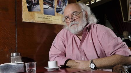 Juan Sasturain, nuevo director de la Biblioteca Nacional