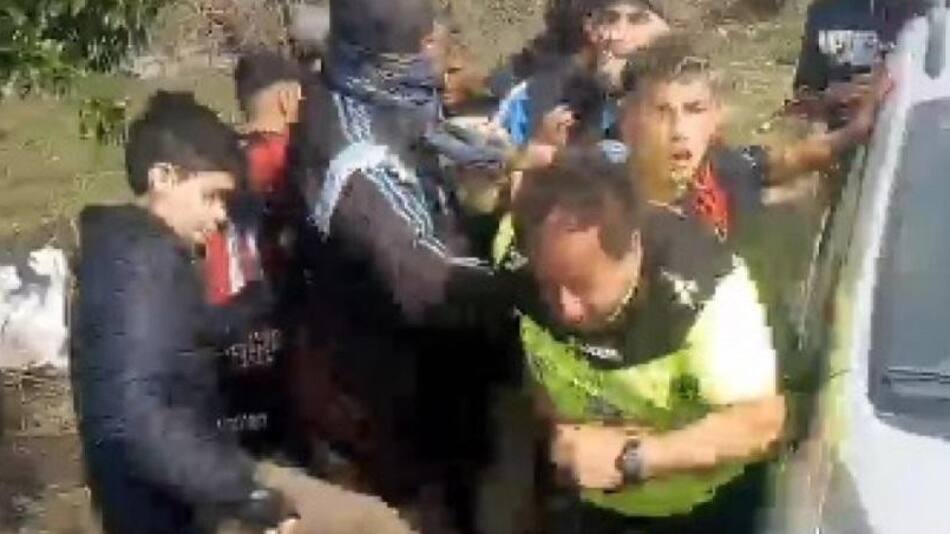 Brutal agresión a un árbitro en Miramar, NA