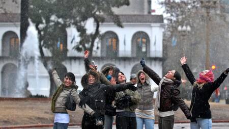 Nieve en Buenos Aires. Foto: EFE