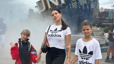Wanda Nara junto a sus dos hijas Francesca e Isabella. Foto: Instagram.