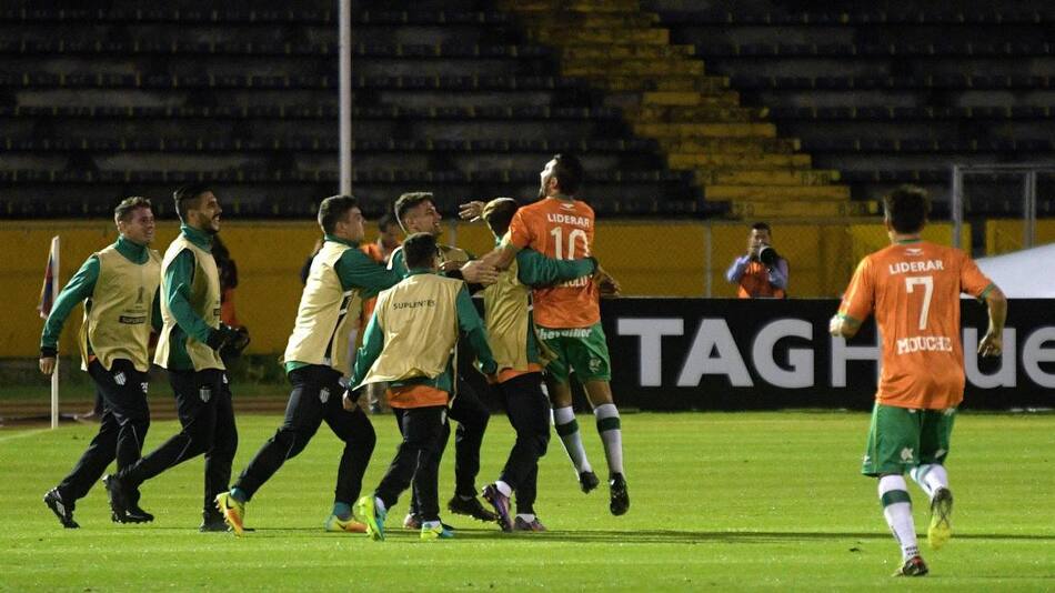 Festejo de gol de Banfield (NA)