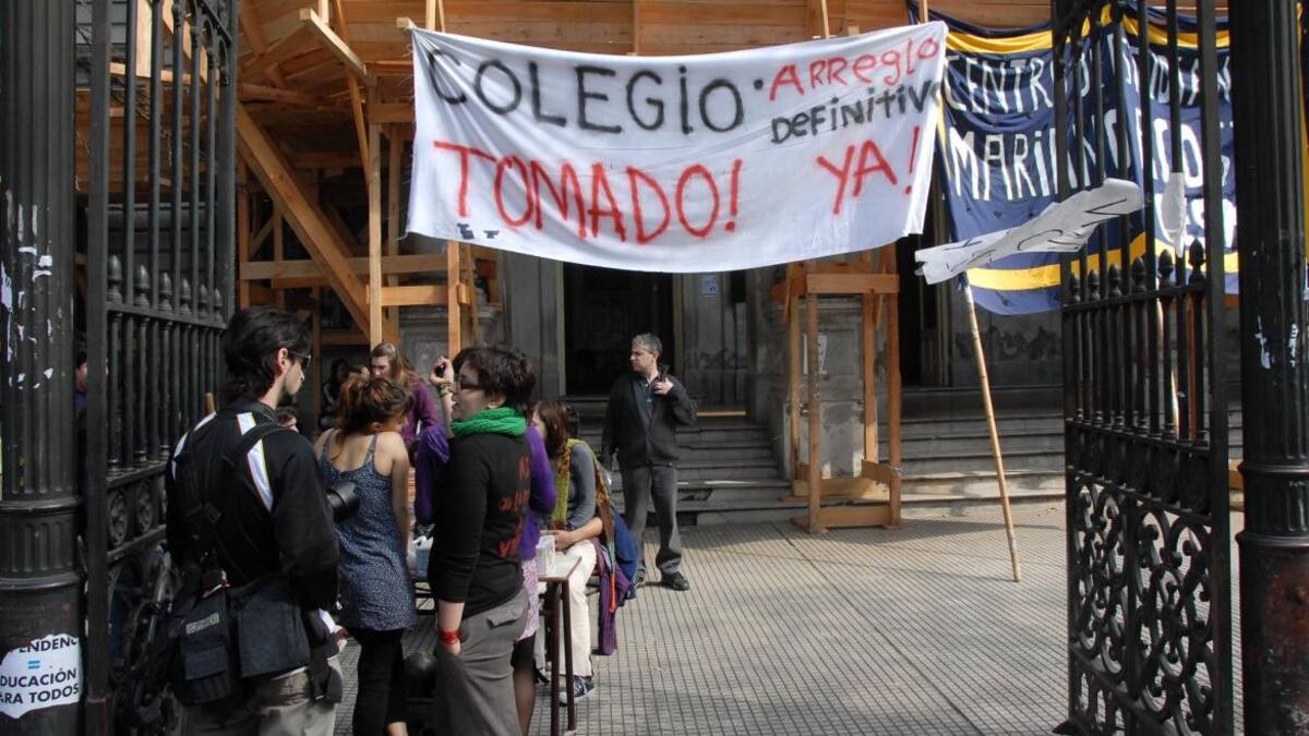 Toma de colegios, NA
