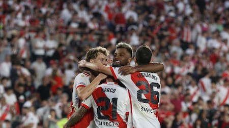 River ganó, gustó y goleó. Foto: NA