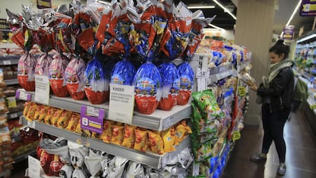 Dónde conseguir huevos de Pascua baratos: los supermercados que ofrecen 2x1 y descuentos