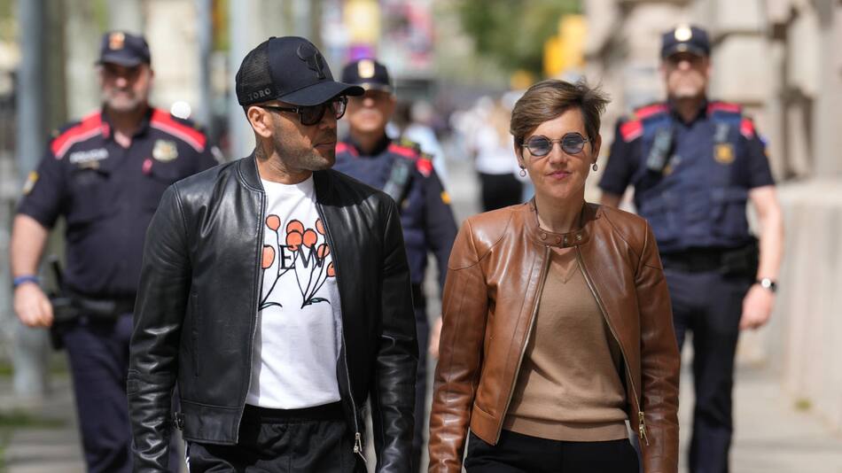 Dani Alves en libertad condicional. Foto: EFE.