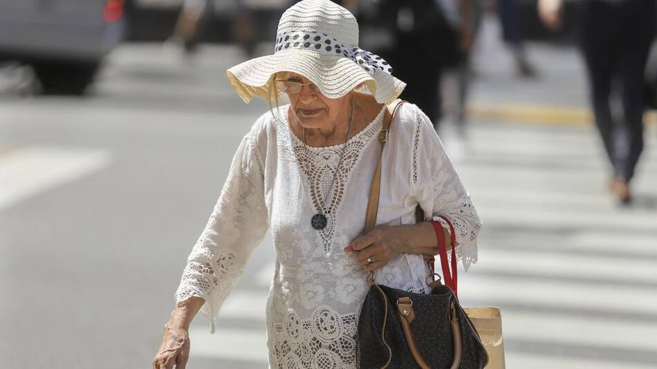 Golpe de calor, calor, altas temperaturas, adultos mayores, NA