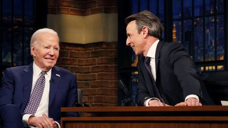 Joe Biden con Seth Meyers en Nueva York. Foto: Reuters.