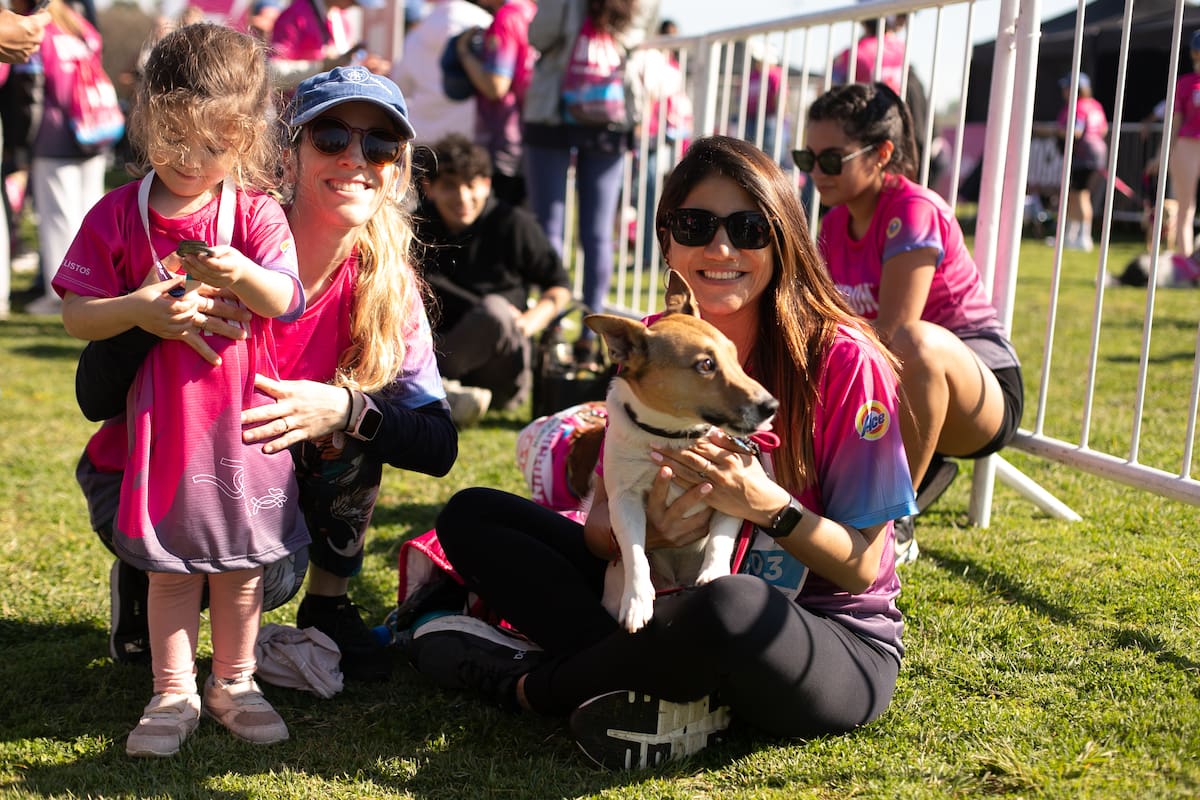 Miles de personas celebraron junto a sus
perros en una nueva edición de DOGRUN 2026.