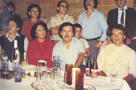Pablo Escobar - Fiesta