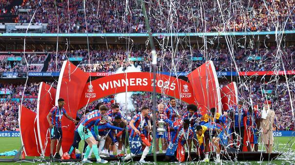Crystal Palace campeón de la FA Cup: le ganó a un flojo Manchester City que contó con el debut del "Diablito" Echeverri