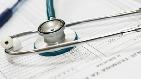 El Gobierno dio de baja más de 20 prepagas por “no brindar servicios”: cuáles son y qué pasará con los afiliados