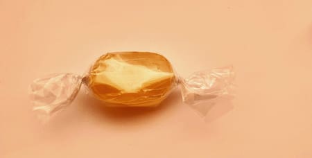 Caramelos de miel caseros. Foto: Unsplash.